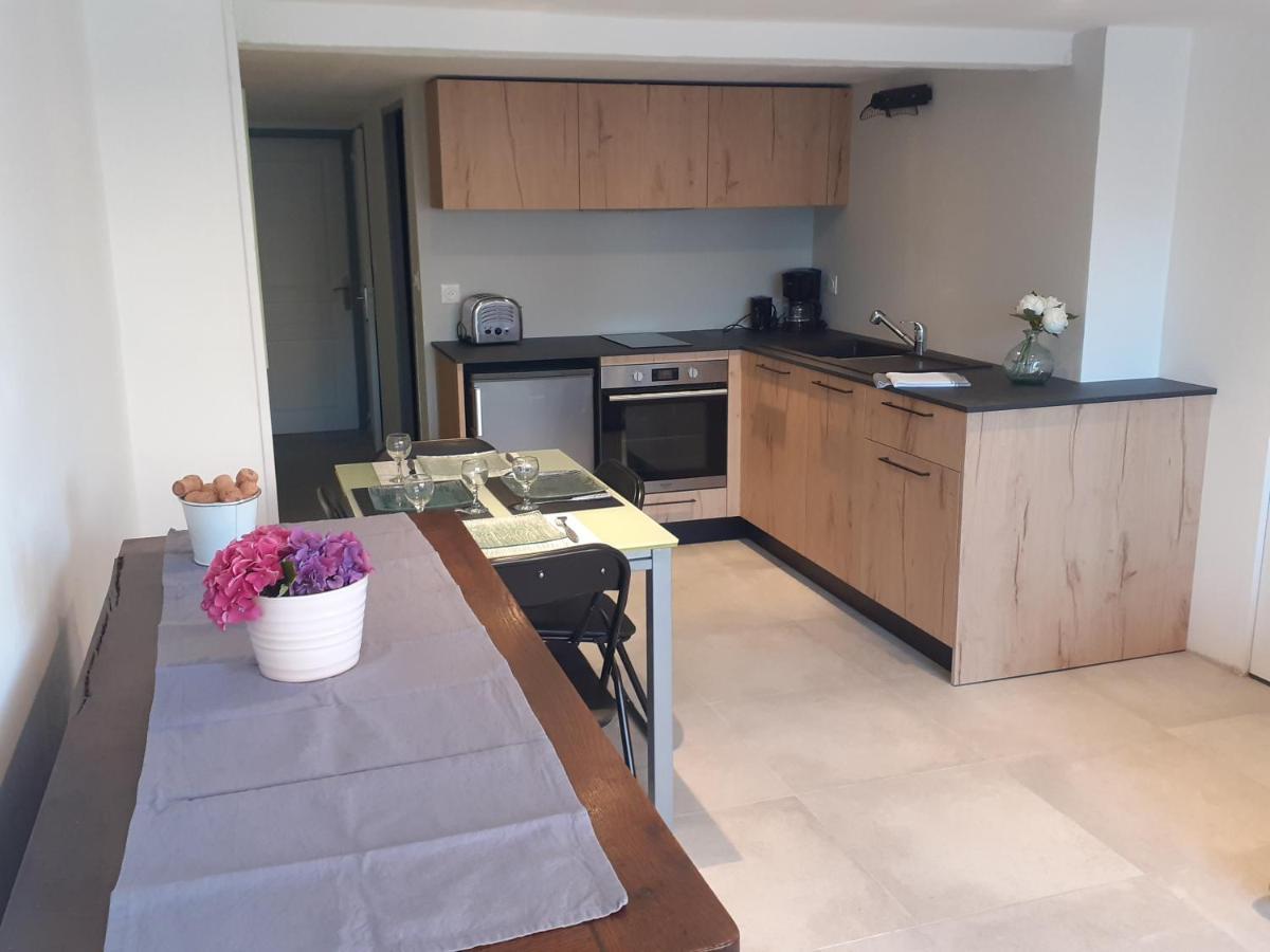 Entier 4 Personnes Sur Saone * Villefranche-sur-Saone